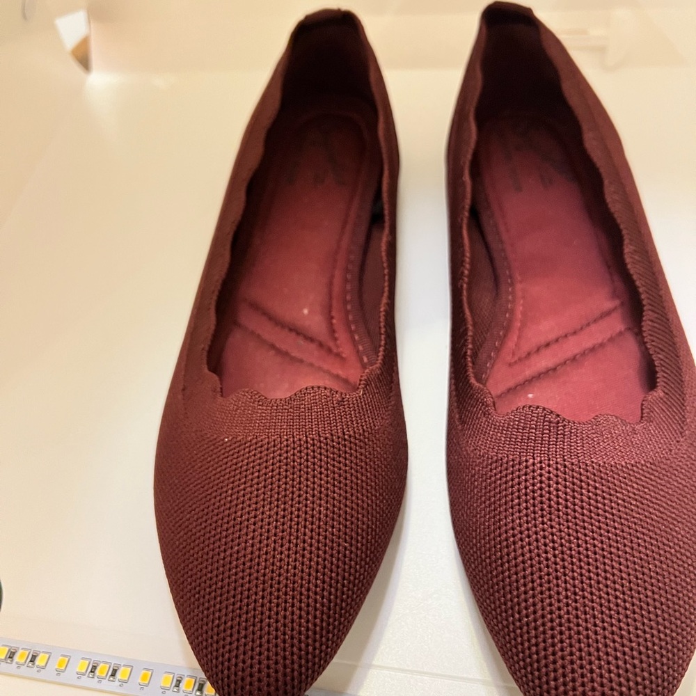 Seychelles Elegant Burgundy Women's Flats